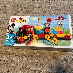 Lego Duplo Mickey & Minnie Birthday Train - Red, Yellow, Blue, Black